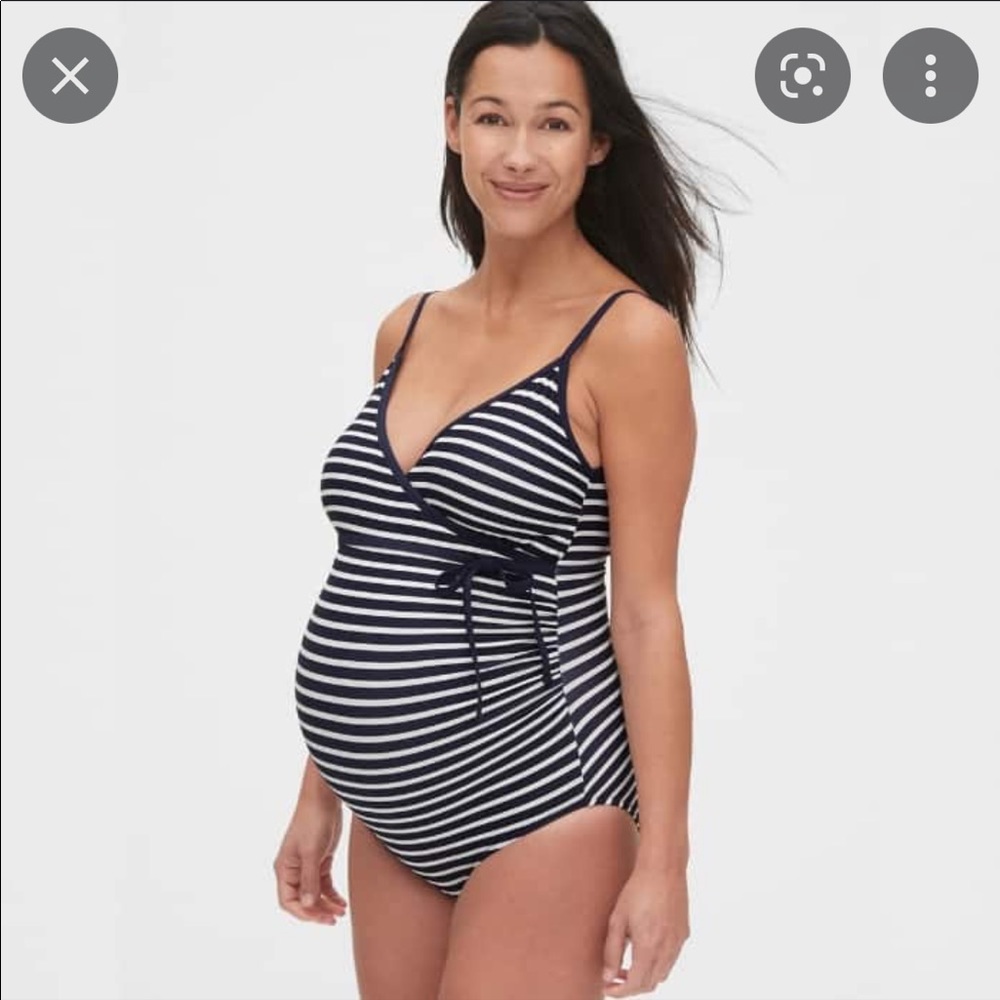 Size XS Maternity swimsuit from the Gap. Great condition